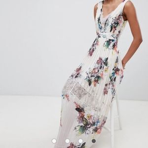 Maxi floral dress